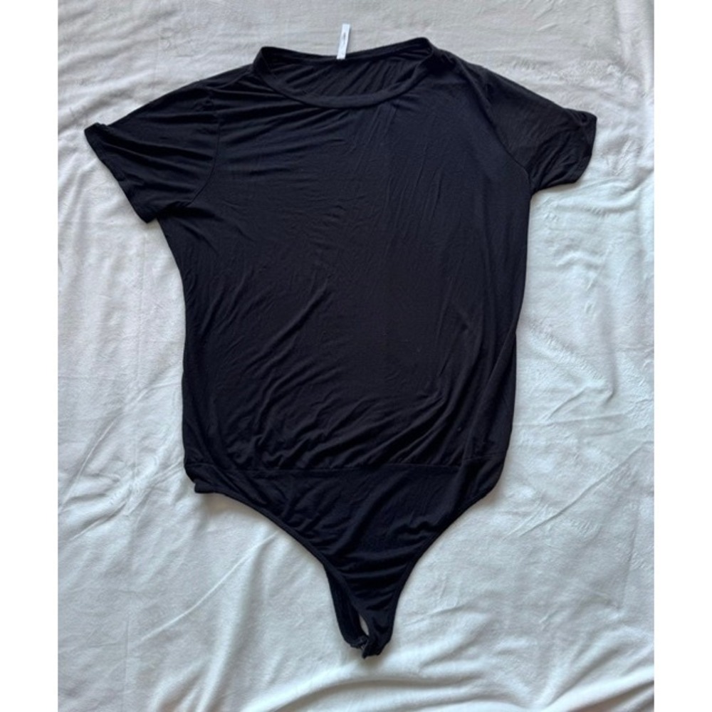 Lulus Basics Womens Black Short Sleeve Crew Neck Thong Bodysuit Size M USA Made